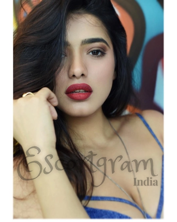 Call Girl Bangalore POOJA NAAYAR