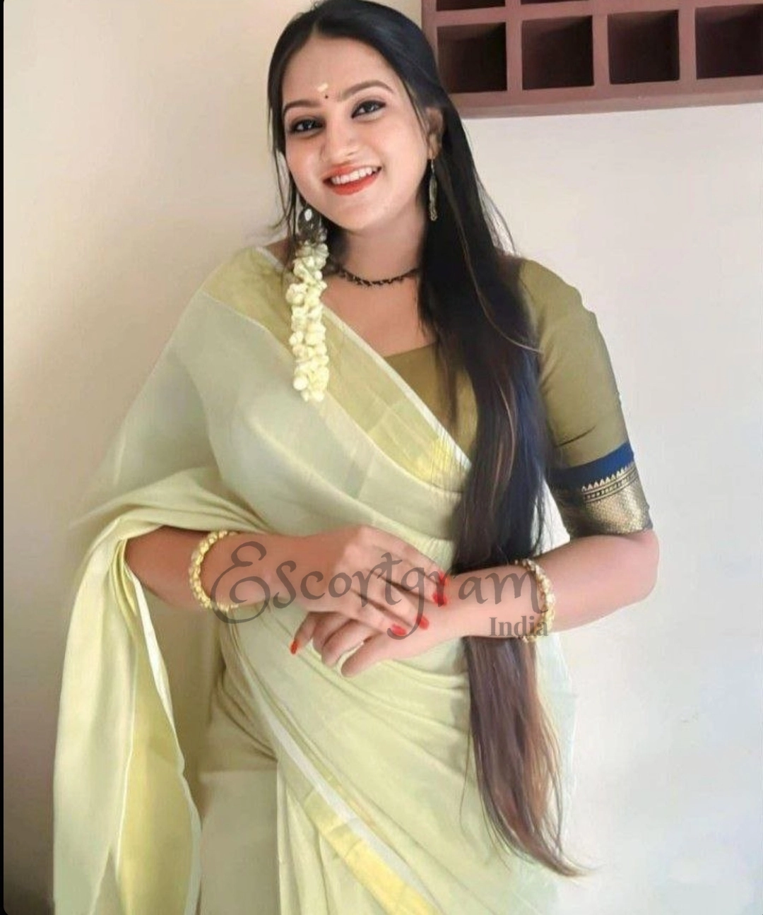 Call Girl Chennai RADHIKA