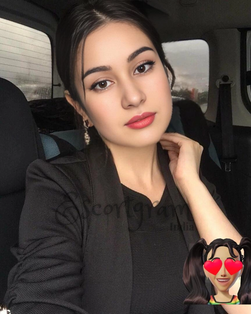 Call Girl Kolkata - Felix