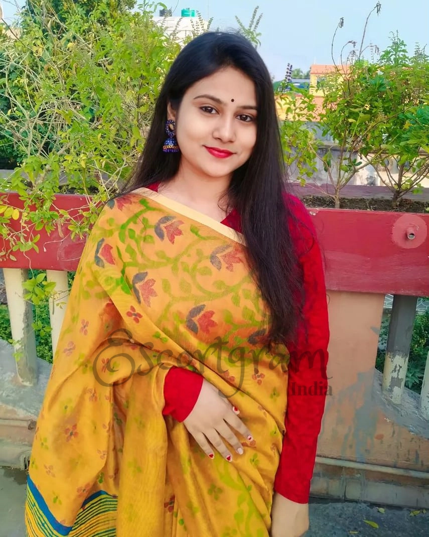 Call Girl Kolkata SHURTI
